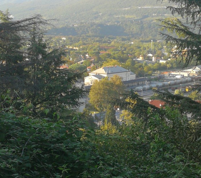 Blick vom Kloster Kostanjevica auf das künftige „All Men's Land“ rund um den Bahnhof Nova Gorica